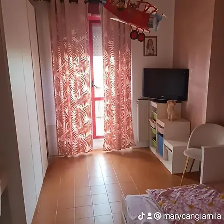 For Rent Rachele Проживание в семье